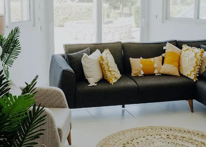 Private With Private Pool And Parking In Alsancak Kyrenia North Cyprus