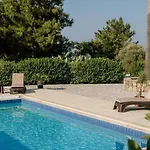 Beautiful With Private Pool Private Parking Karavas Minutes To Clubs Restaurants Cafes Supermarkets Kyrenia North Cyprus Payments Wise Revolut Phicardou