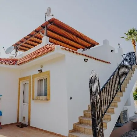 Beautiful With Private Pool Private Parking Karavas Minutes To Clubs Restaurants Cafes Supermarkets Kyrenia North Cyprus Payments Wise Revolut