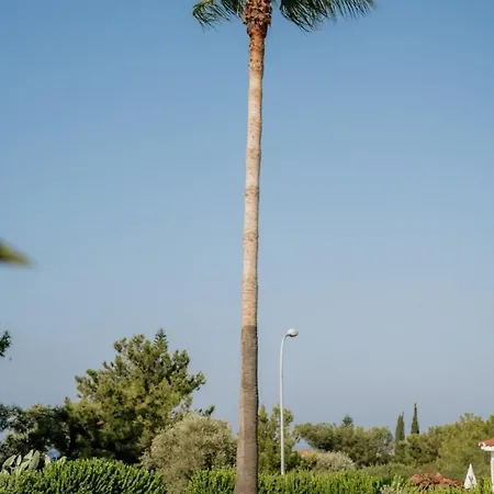 Beautiful With Private Pool Private Parking Karavas Minutes To Clubs Restaurants Cafes Supermarkets Kyrenia North Cyprus Payments Wise Revolut * Phicardou