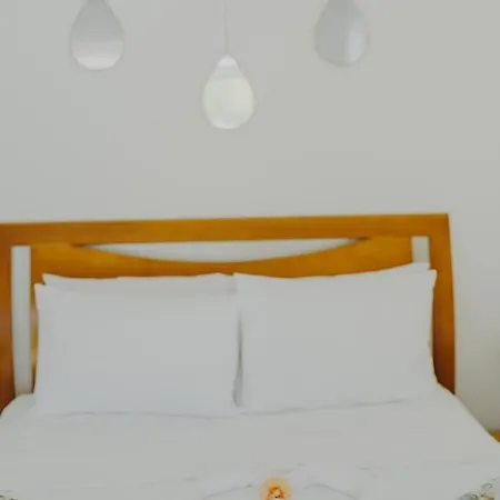 Beautiful With Private Pool Private Parking Karavas Minutes To Clubs Restaurants Cafes Supermarkets Kyrenia North Cyprus Payments Wise Revolut