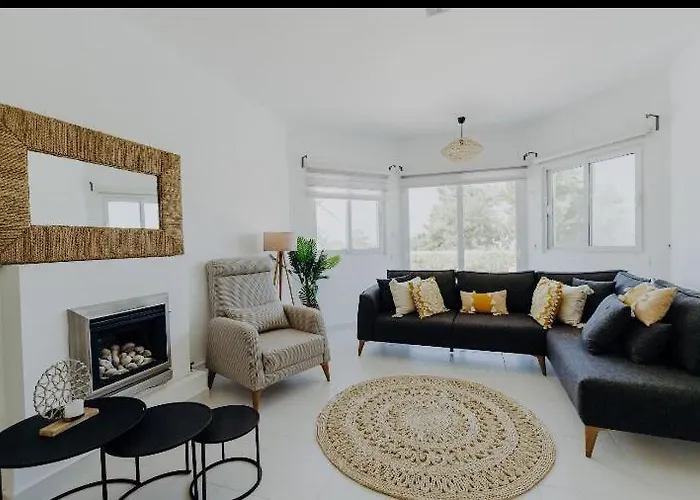 Private With Private Pool And Parking In Alsancak Kyrenia North Cyprus Villa Phicardou