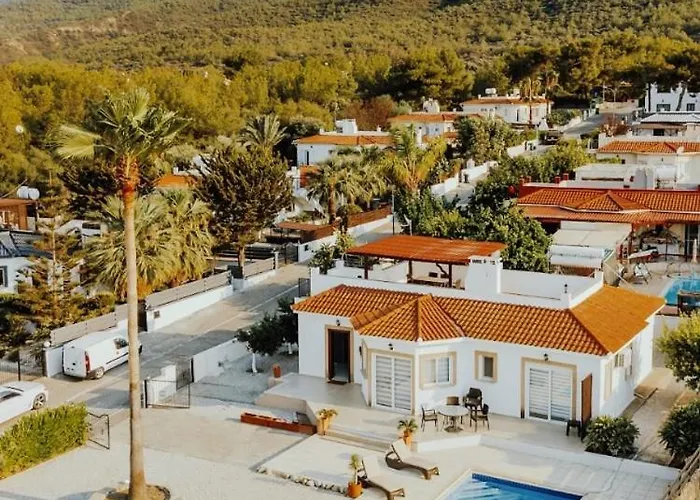 Private With Private Pool And Parking In Alsancak Kyrenia North Cyprus Villa *